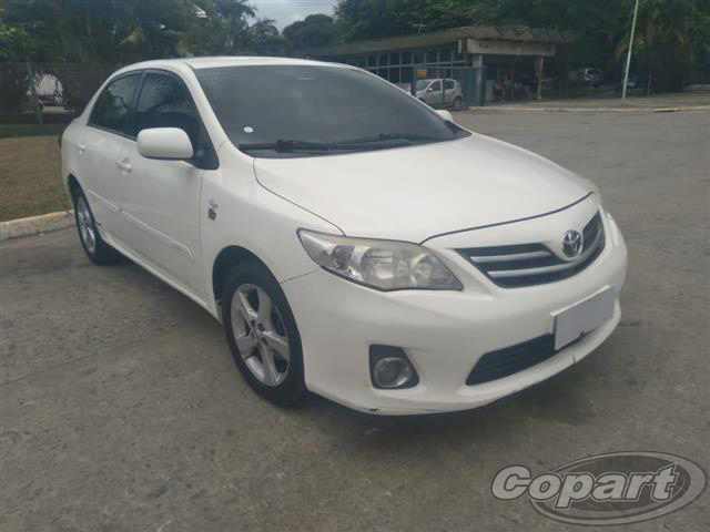 TOYOTA COROLLA 1.8 GLI 16V FLEX 4P AUTOMÁTICO 2013