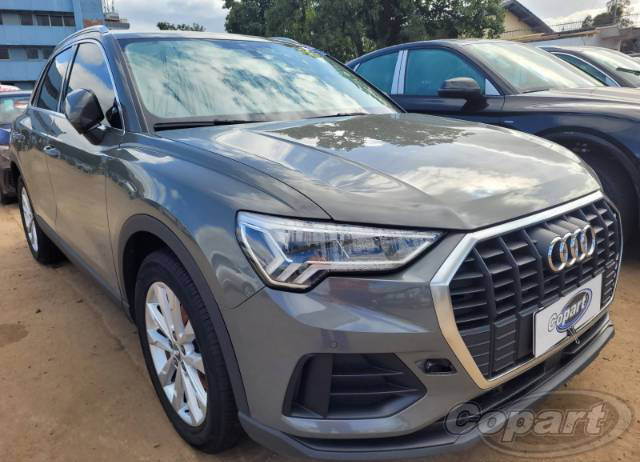 AUDI Q3 1.4 16V TFSI TURBO 2020