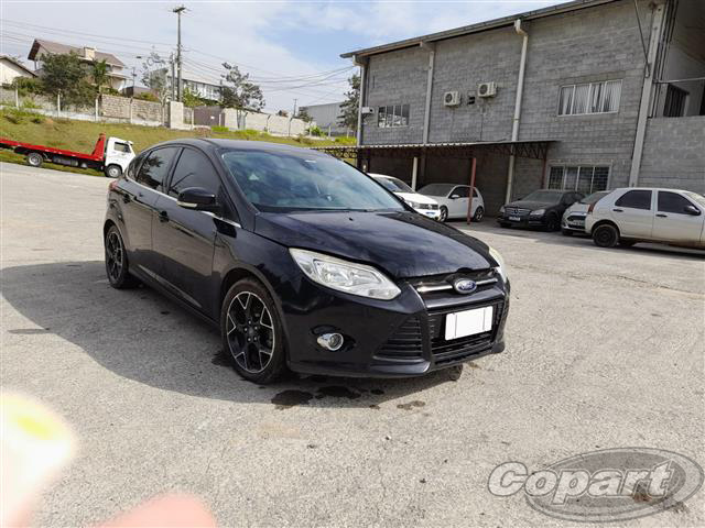 FORD FOCUS 2.0 TITANIUM 16V FLEX 4P POWERSHIFT 2015