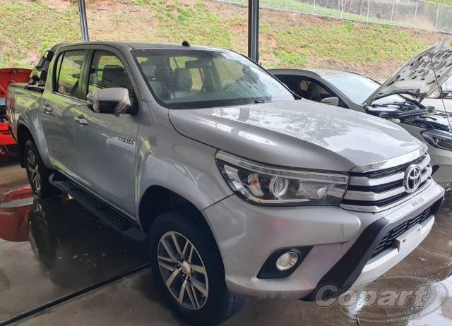 TOYOTA HILUX CD SRX 2.8 D-4D TURBO 2018