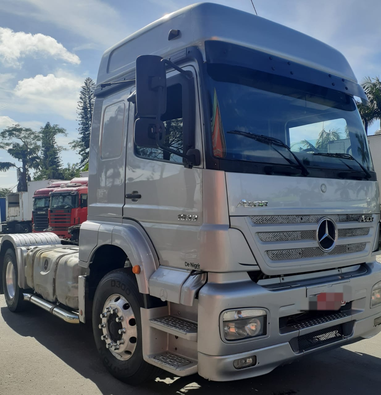 MERCEDES-BENZ AXOR 1933 S 4X2 2010